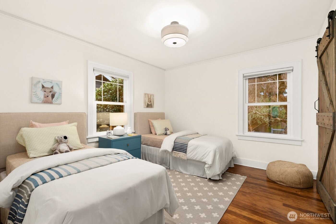 2568 28th Avenue W, Seattle, WA 98199