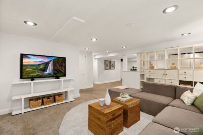 2568 28th Avenue W, Seattle, WA 98199 - Photo 23