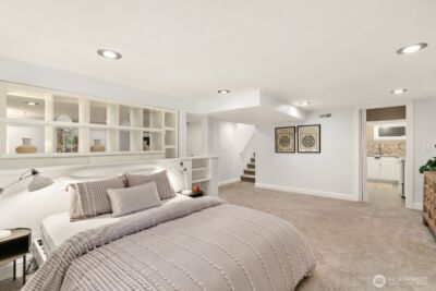 2568 28th Avenue W, Seattle, WA 98199 - Photo 25