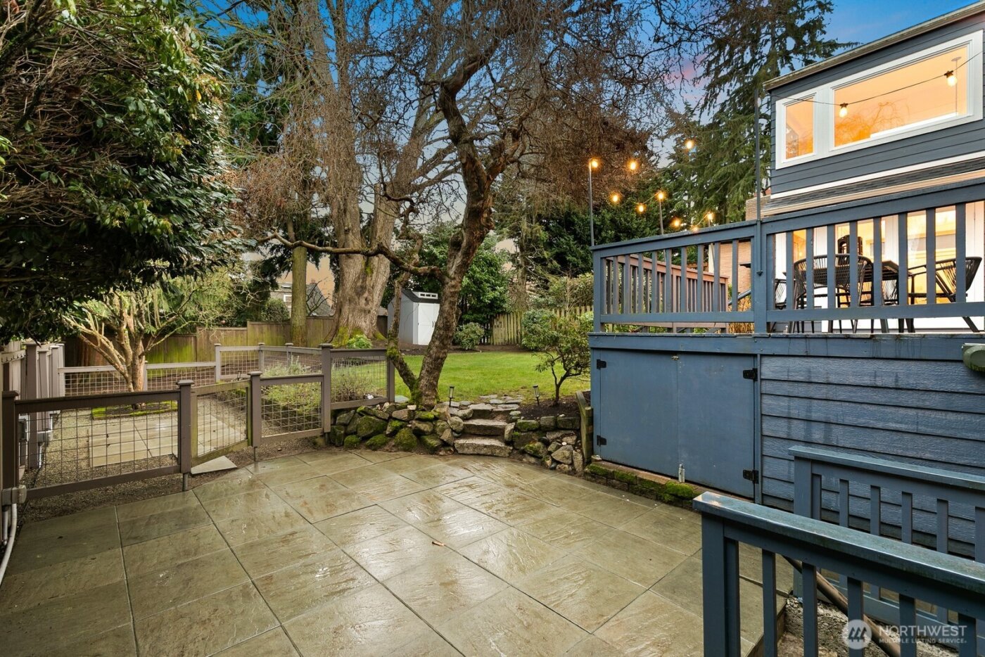 2568 28th Avenue W, Seattle, WA 98199