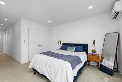 4307 B Francis Avenue N, Seattle, WA 98103 - Photo 16