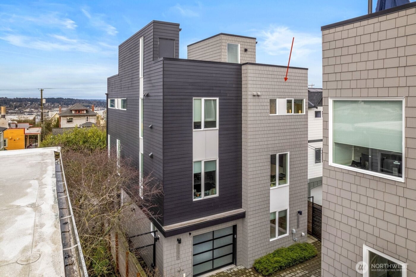 4307 B Francis Avenue N, Seattle, WA 98103