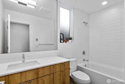 4307 B Francis Avenue N, Seattle, WA 98103 - Photo 24