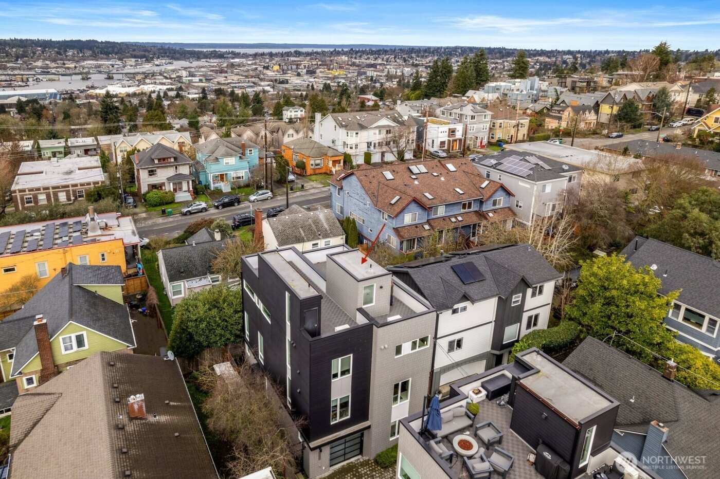 4307 B Francis Avenue N, Seattle, WA 98103