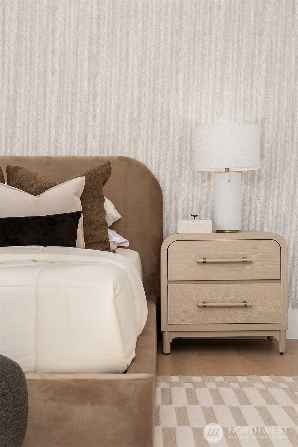 11217 NE 103rd Place , Kirkland, WA 98033