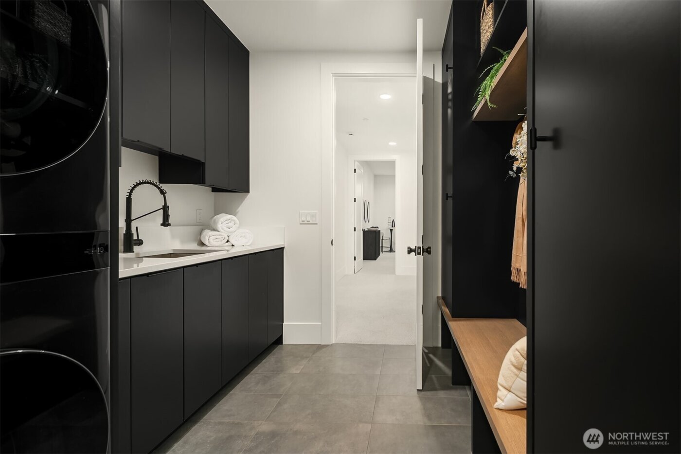 11217 NE 103rd Place , Kirkland, WA 98033