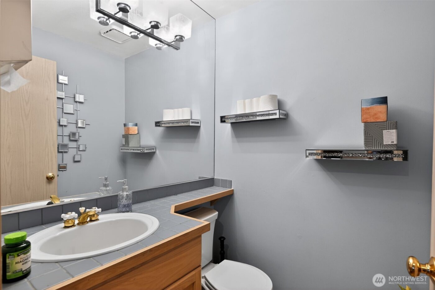 5822 74th Drive NE, Marysville, WA 98270