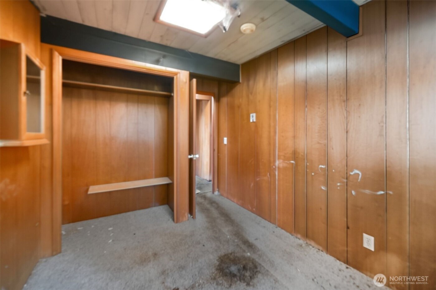 1284 Dines Point Rd , Greenbank, WA 98253