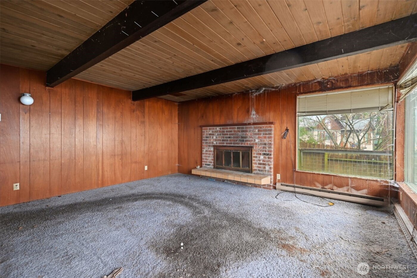 1284 Dines Point Rd , Greenbank, WA 98253