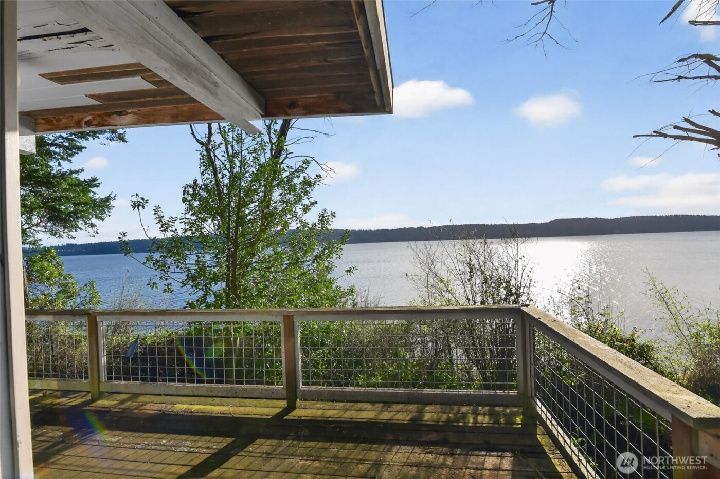 1284 Dines Point Rd , Greenbank, WA 98253