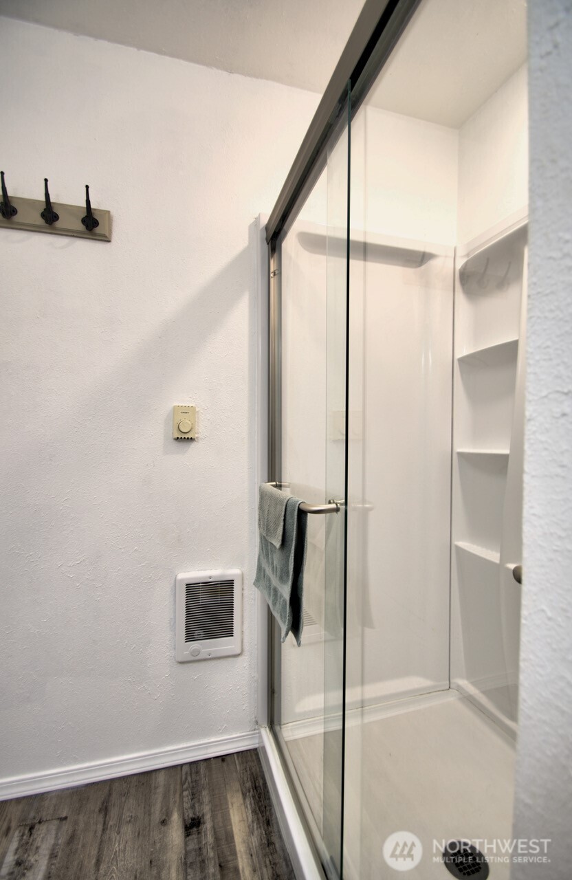 1296 Centralia Alpha Road , Chehalis, WA 98532