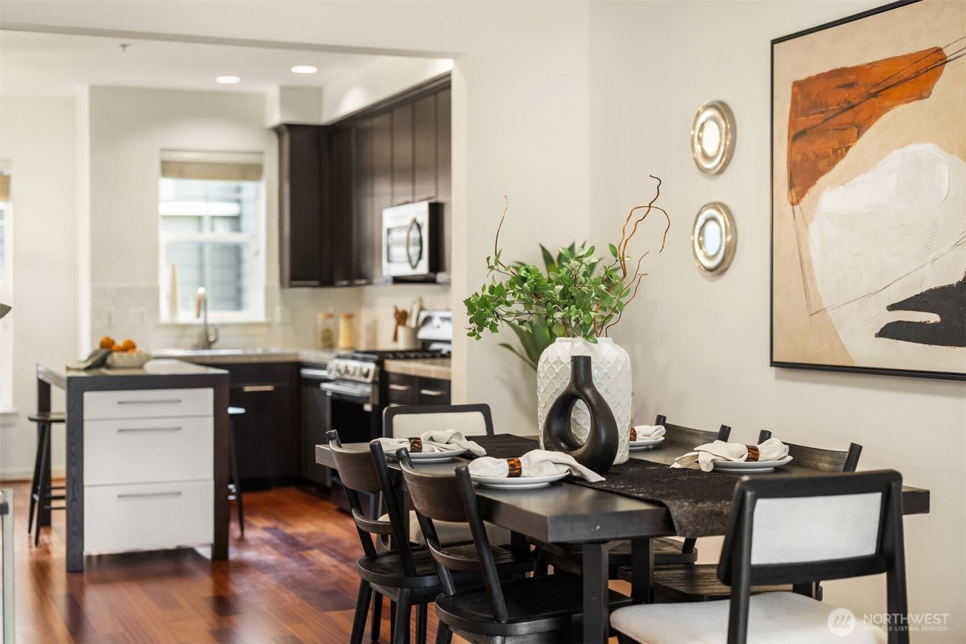 1848 NE Kenyon Court , Issaquah, WA 98029