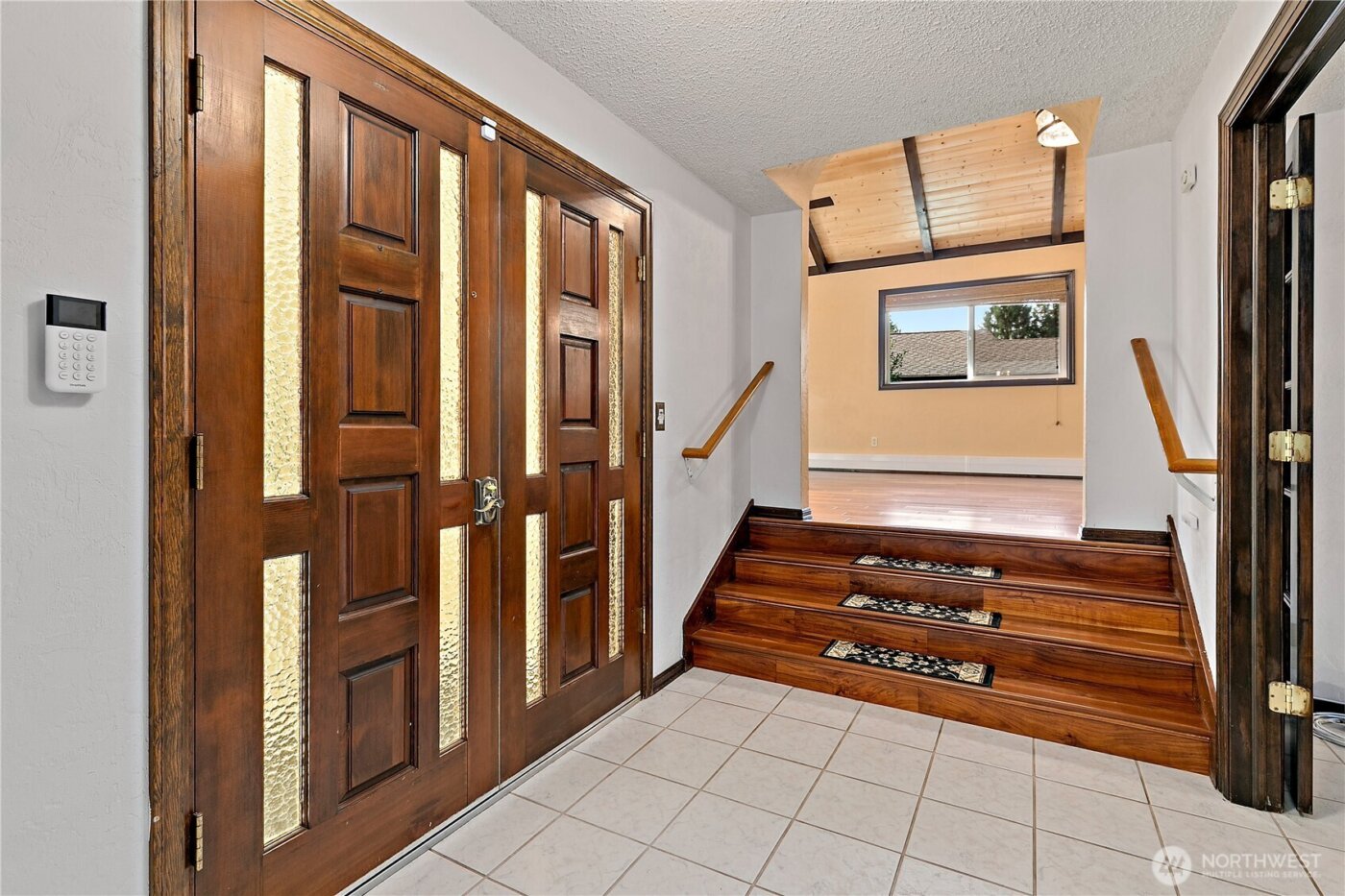 401 San Mar Drive NE, Olympia, WA 98506