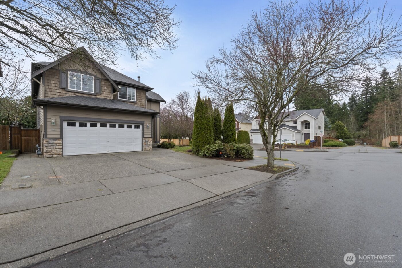 4233 154th Place SE, Bothell, WA 98012