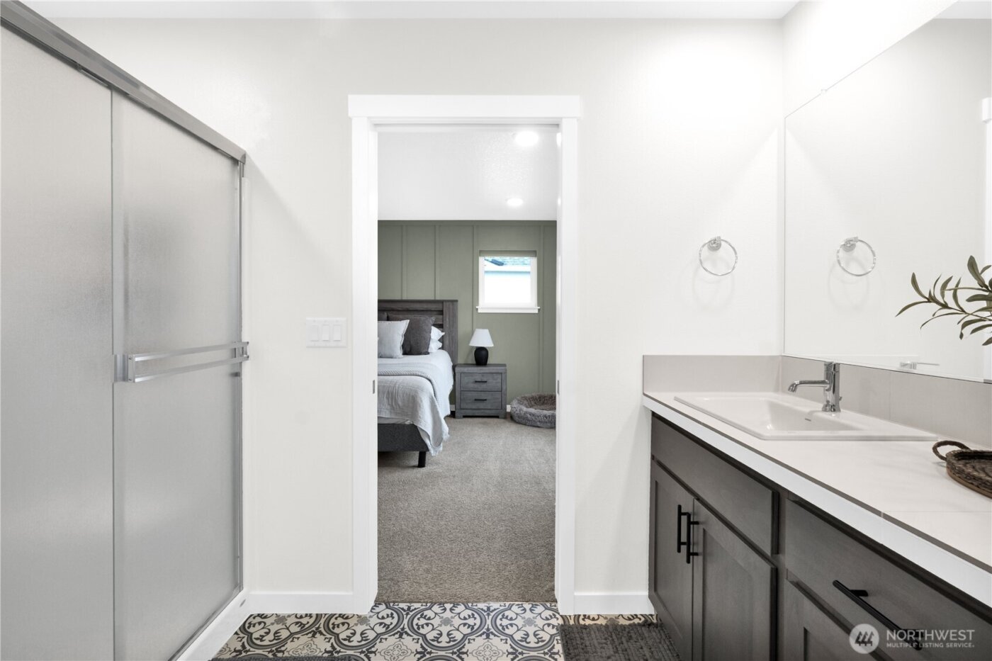 605 Cardinal Ave , Winlock, WA 98596