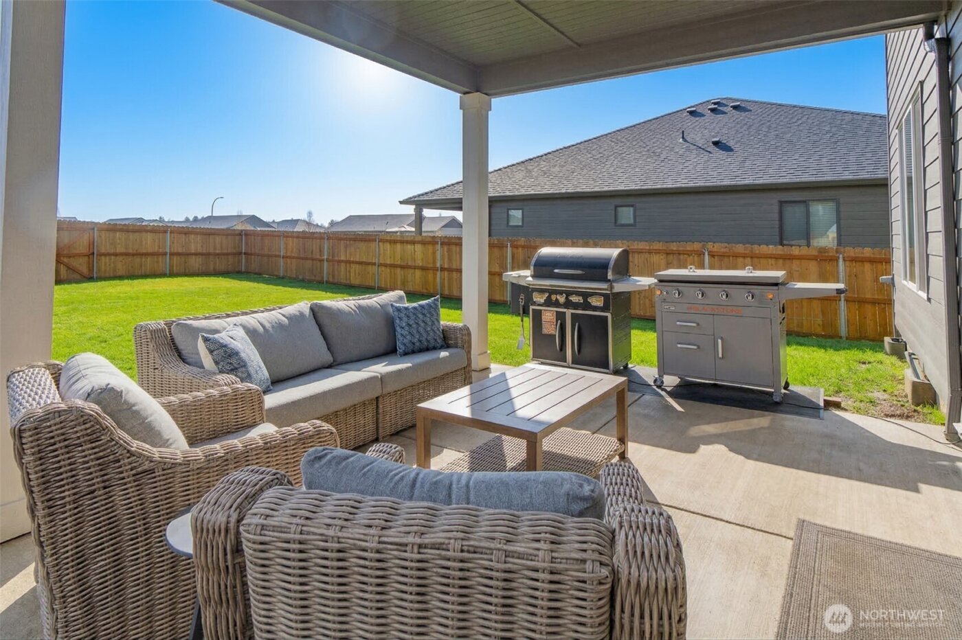 605 Cardinal Ave , Winlock, WA 98596