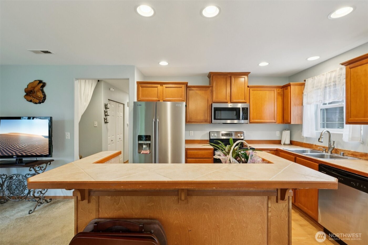 116 N Indiana Avenue , Granite Falls, WA 98252