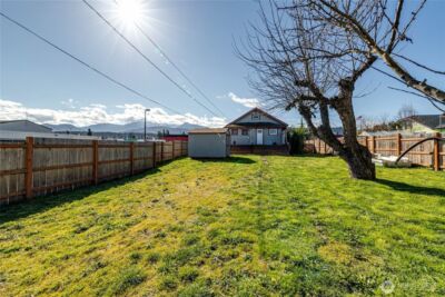 115 E 5th Street , Port Angeles, WA 98362 - Photo 36