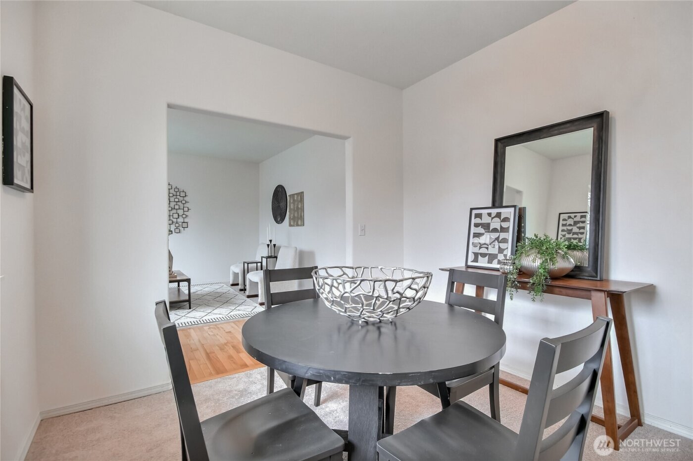 512 29th Ave SE, Puyallup, WA 98374