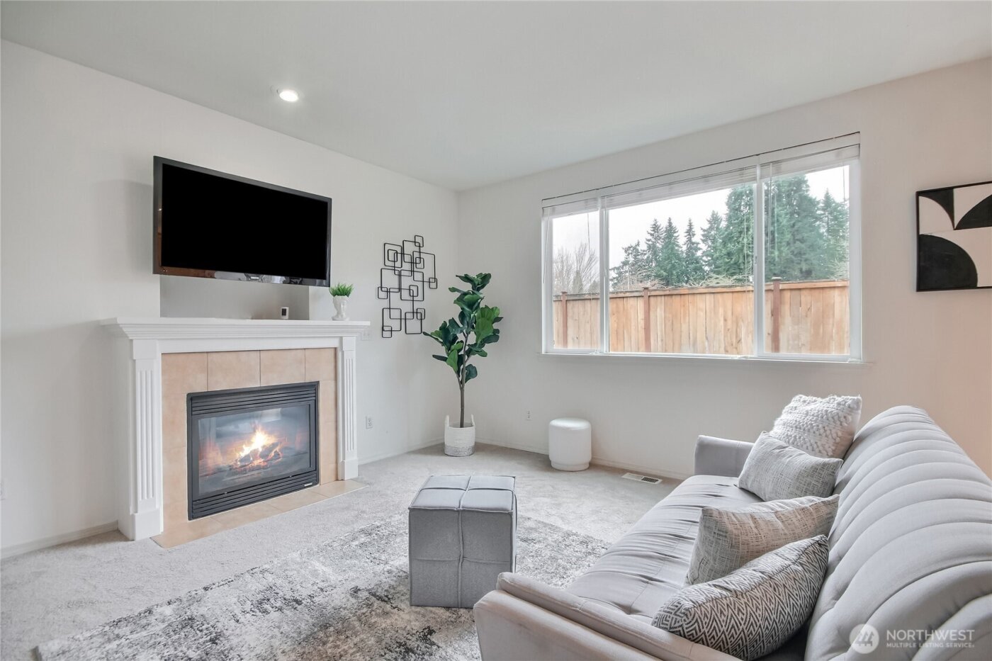 512 29th Ave SE, Puyallup, WA 98374