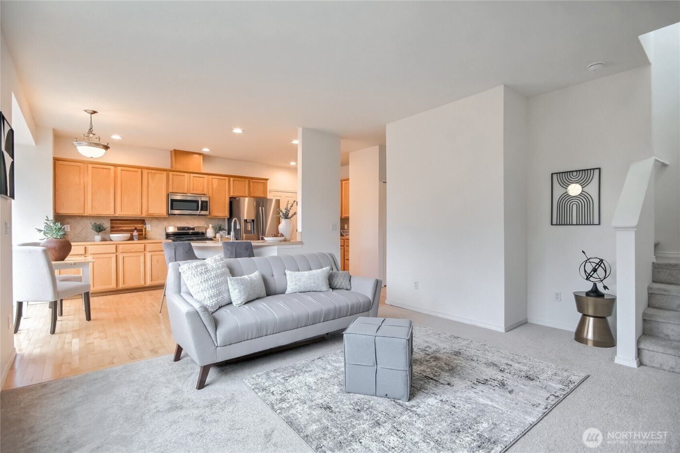 512 29th Ave SE, Puyallup, WA 98374