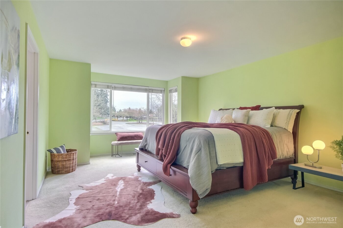 512 29th Ave SE, Puyallup, WA 98374