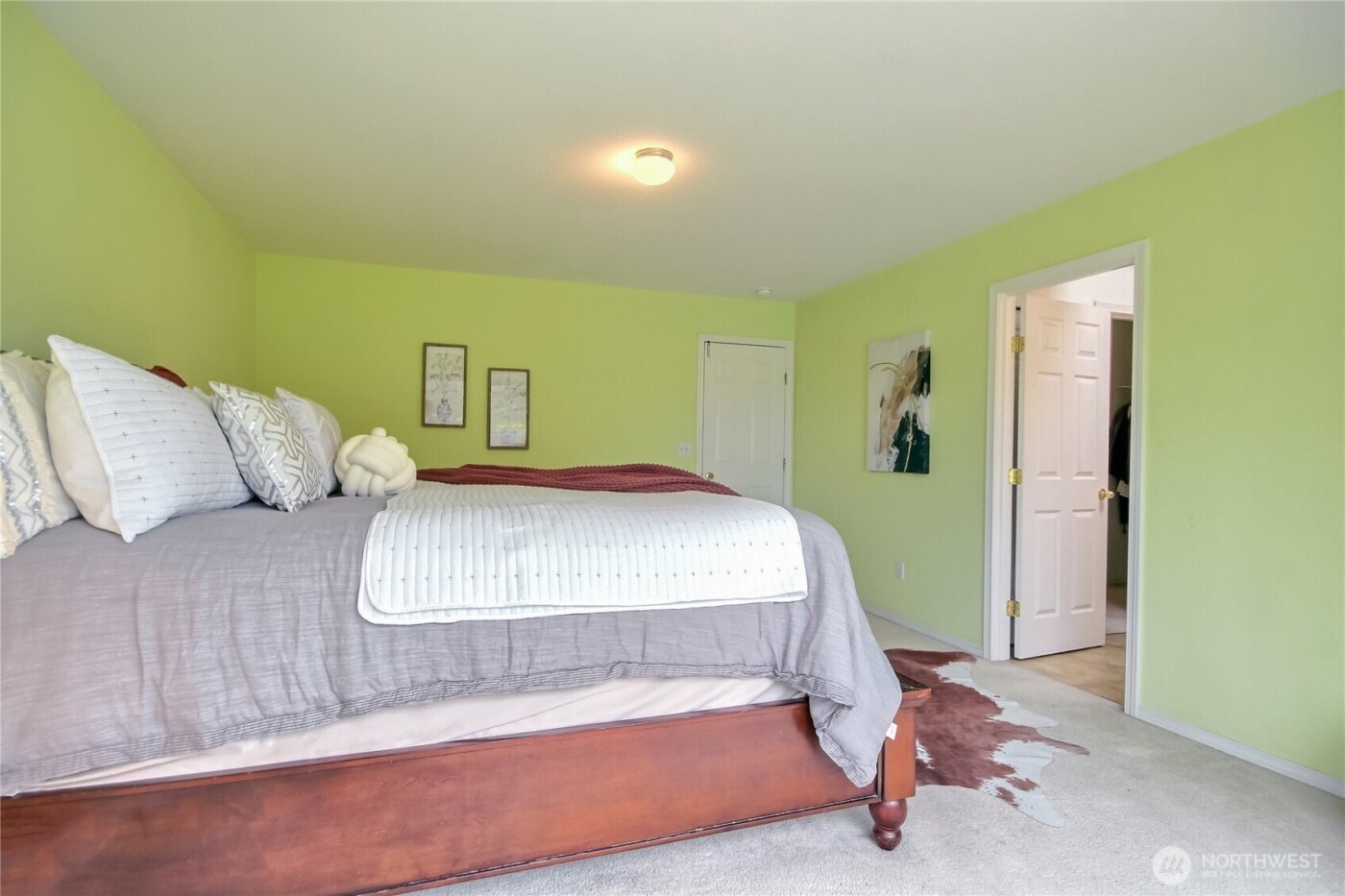 512 29th Ave SE, Puyallup, WA 98374