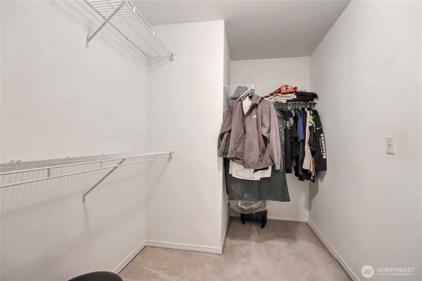 512 29th Ave SE, Puyallup, WA 98374