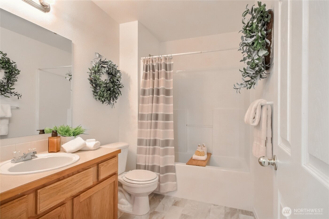 512 29th Ave SE, Puyallup, WA 98374