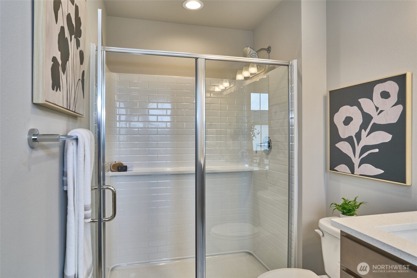 18515 SE 271st Court , Covington, WA 98042