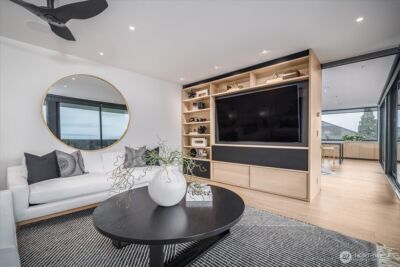 1914 Magnolia Boulevard W, Seattle, WA 98199 - Photo 12