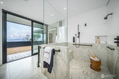 1914 Magnolia Boulevard W, Seattle, WA 98199 - Photo 23