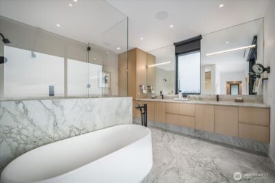 1914 Magnolia Boulevard W, Seattle, WA 98199 - Photo 24