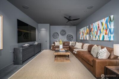 1914 Magnolia Boulevard W, Seattle, WA 98199 - Photo 32