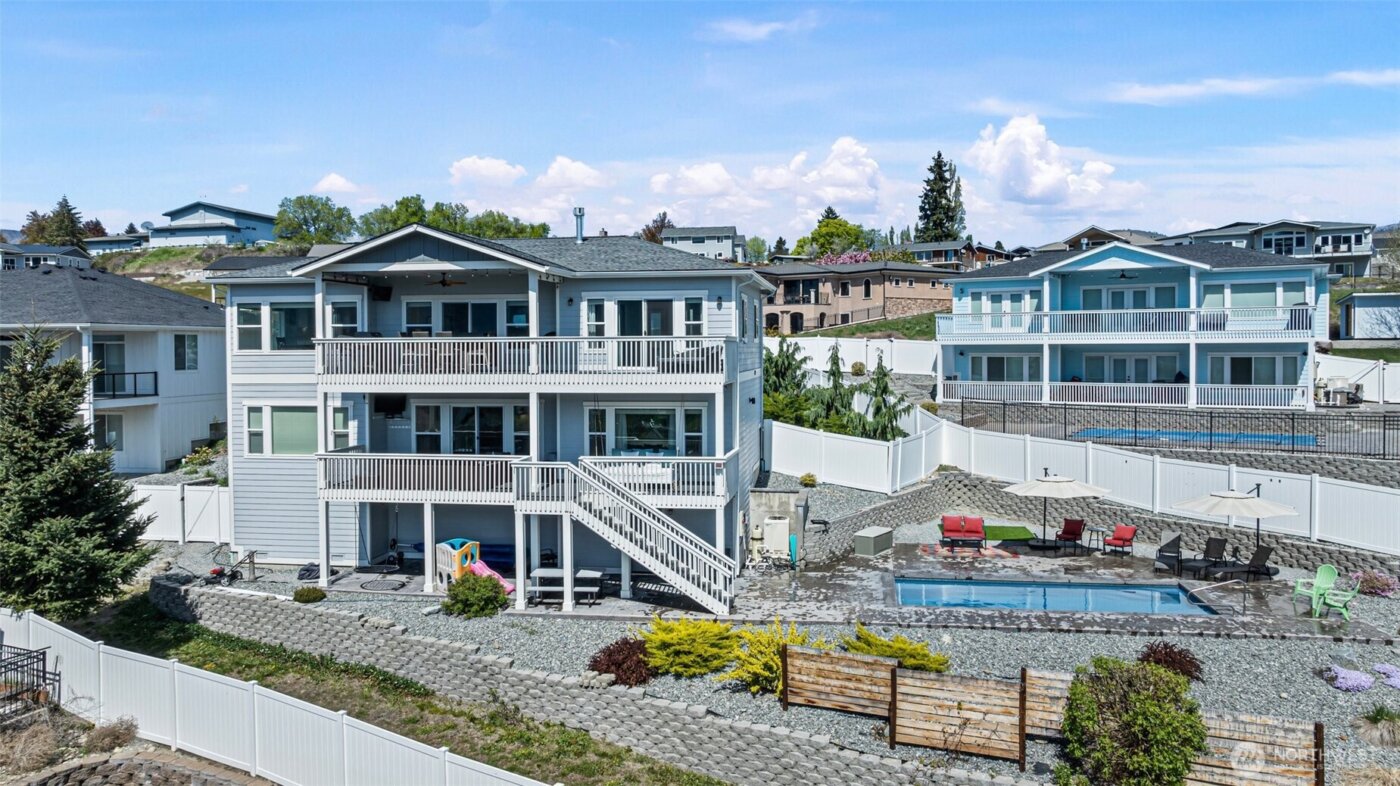 80 Terrace Drive , Manson, WA 98831