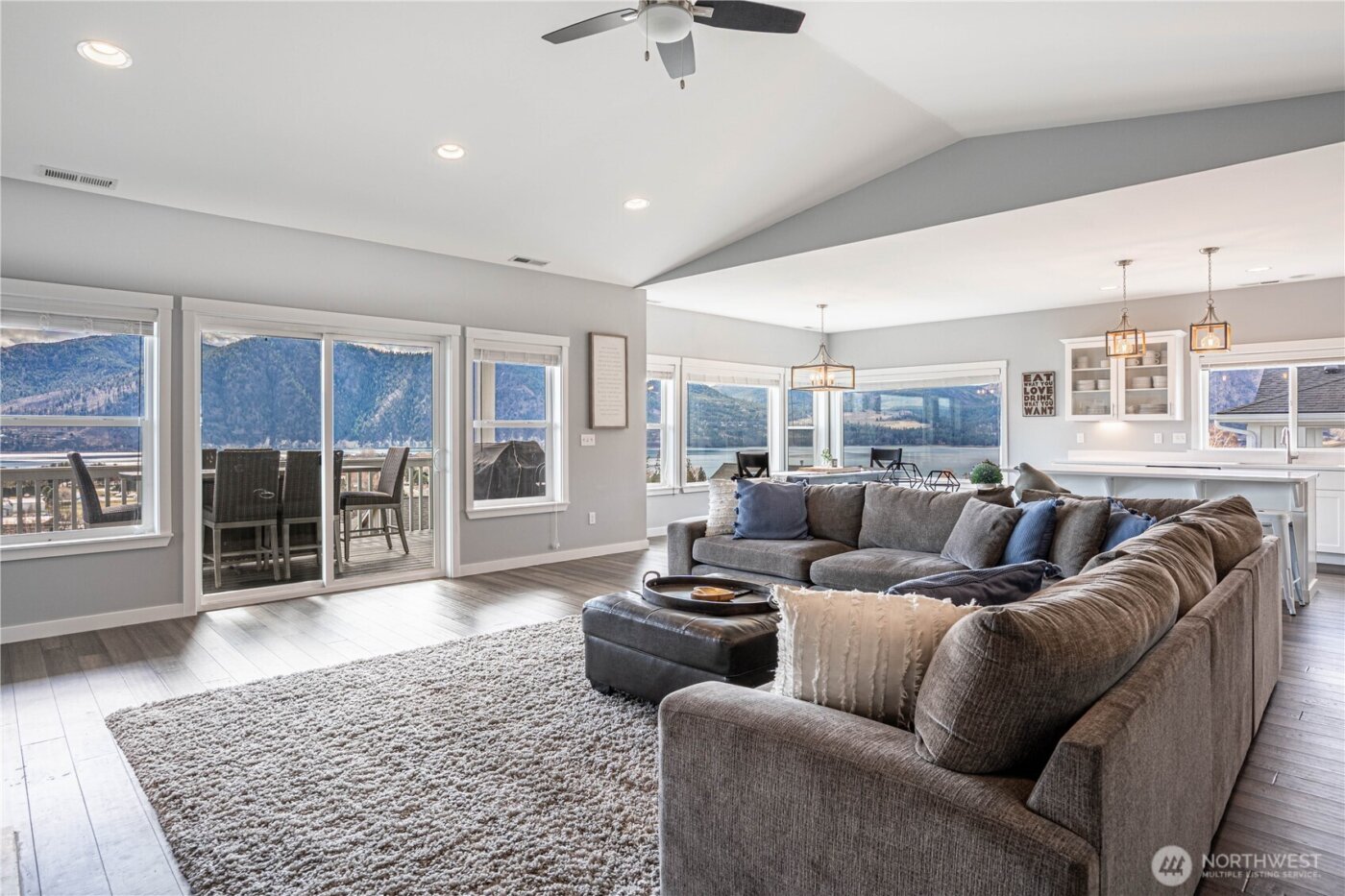 80 Terrace Drive , Manson, WA 98831