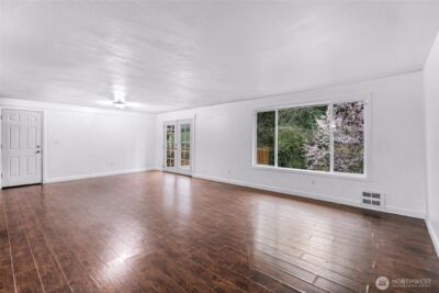 2422 73rd Street SE, Everett, WA 98203 - Photo 4