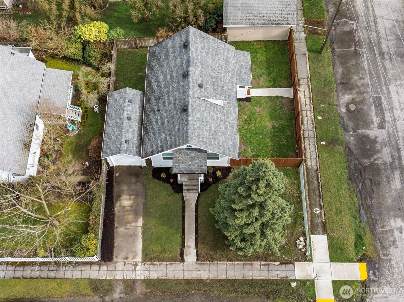 4021 S Sheridan Avenue , Tacoma, WA 98418