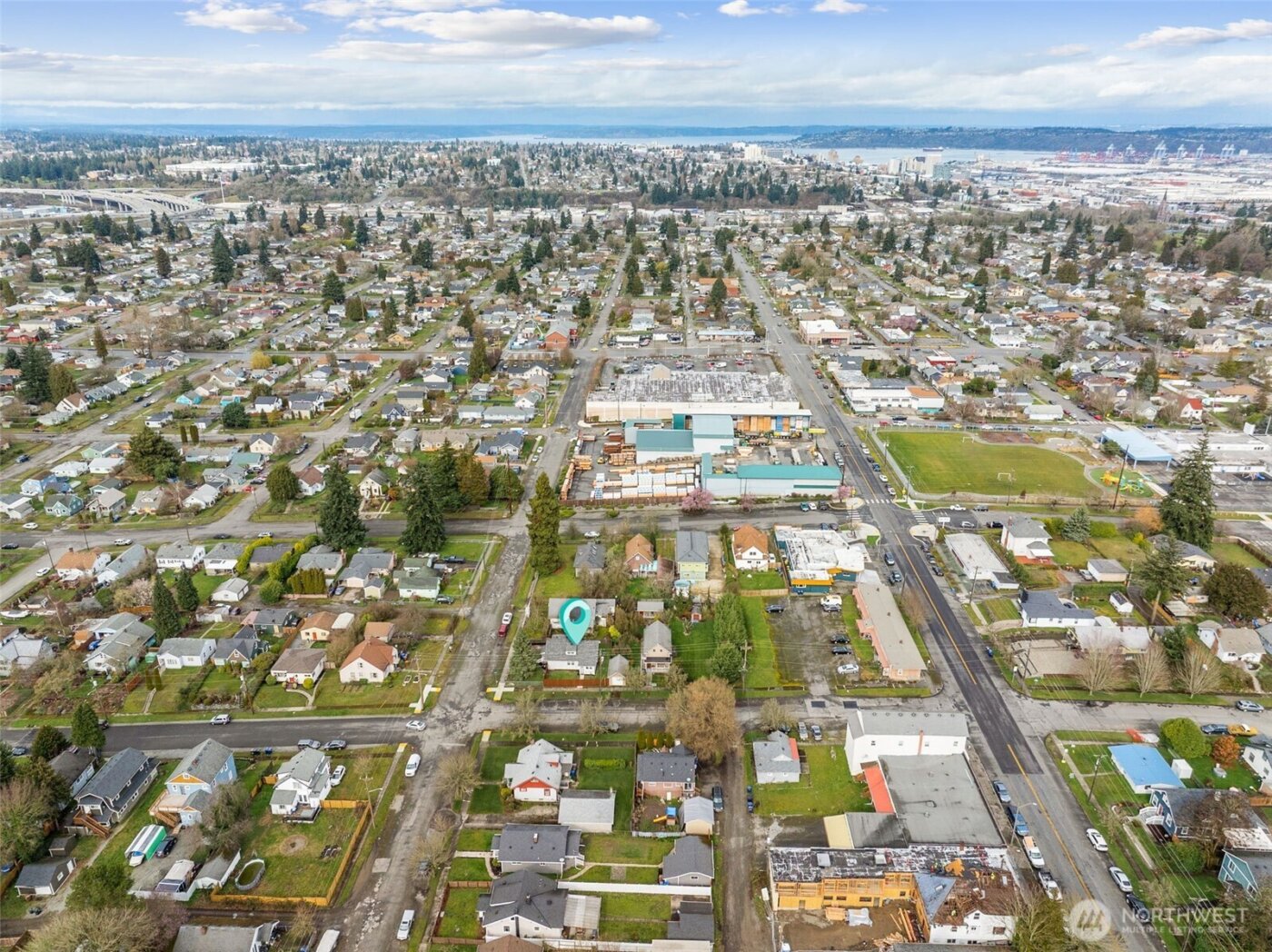 4021 S Sheridan Avenue , Tacoma, WA 98418