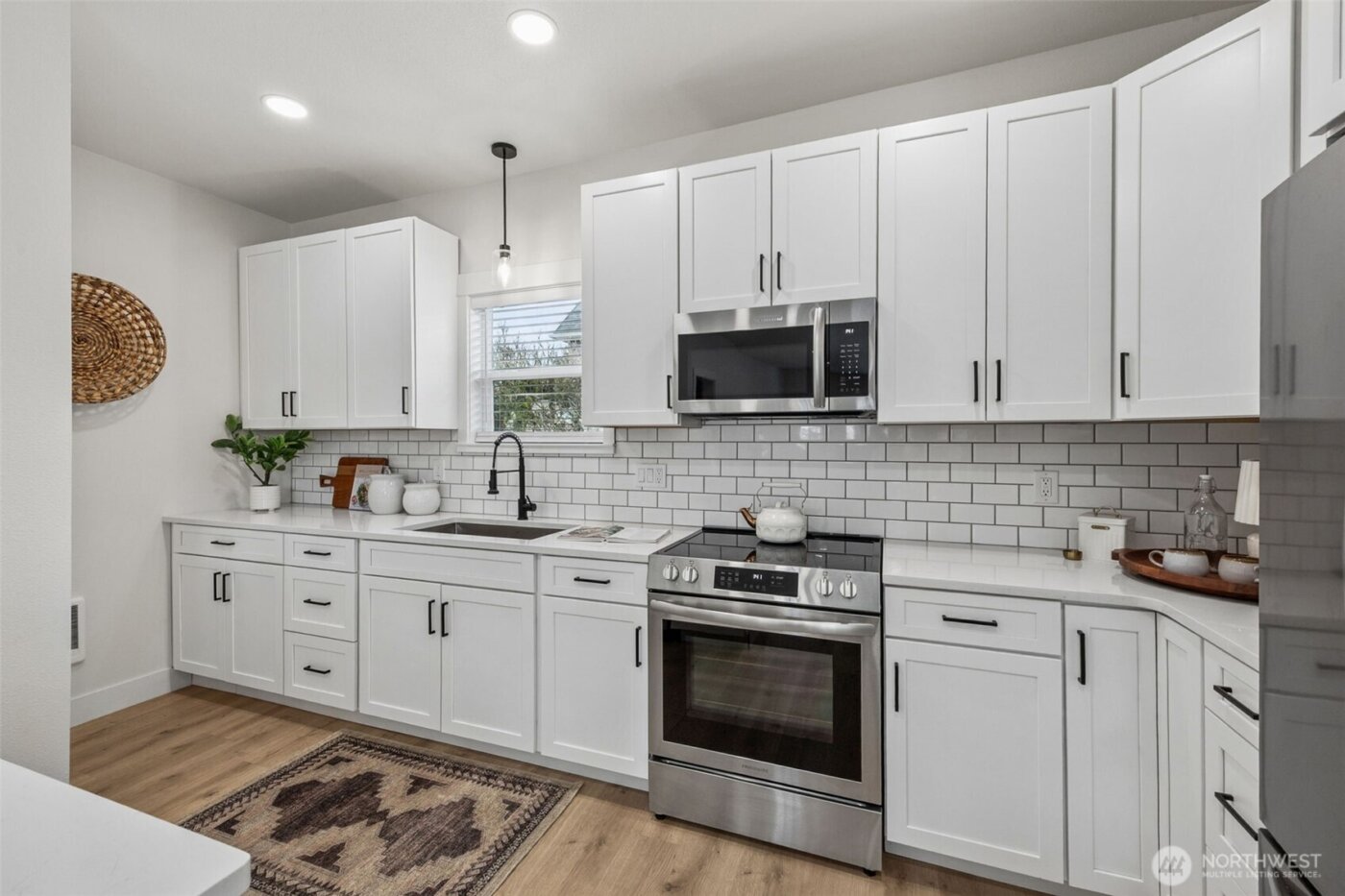 4021 S Sheridan Avenue , Tacoma, WA 98418