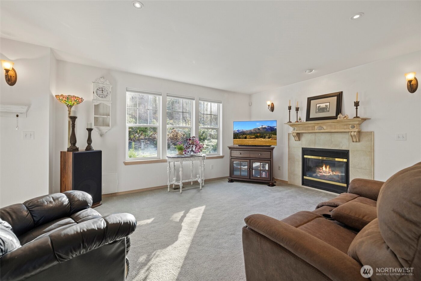 22068 McMurray Shore Drive , Mount Vernon, WA 98274