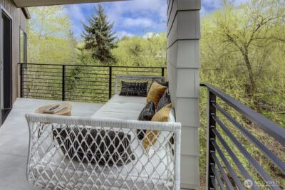 417 102nd Avenue SE, Bellevue, WA 98004 - Photo 35