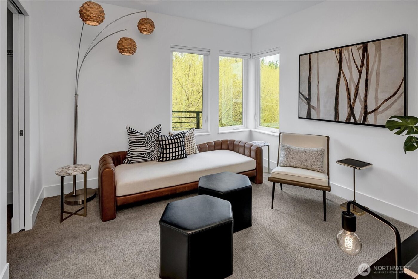 417 102nd Avenue SE, Bellevue, WA 98004