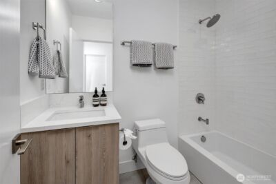 417 102nd Avenue SE, Bellevue, WA 98004 - Photo 38