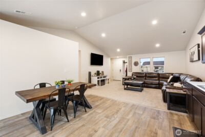 1104 W Maple Drive , Moses Lake, WA 98837 - Photo 12