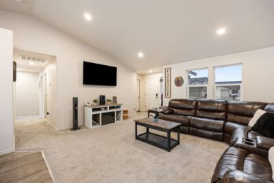 1104 W Maple Drive , Moses Lake, WA 98837 - Photo 8