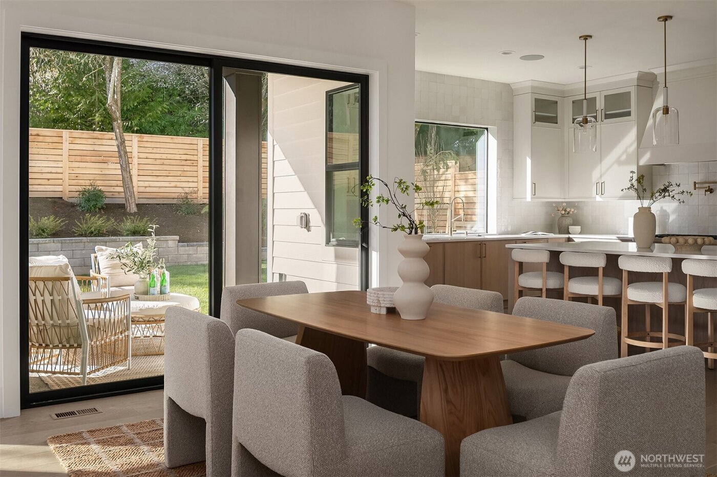 2309 103rd Avenue NE, Bellevue, WA 98004