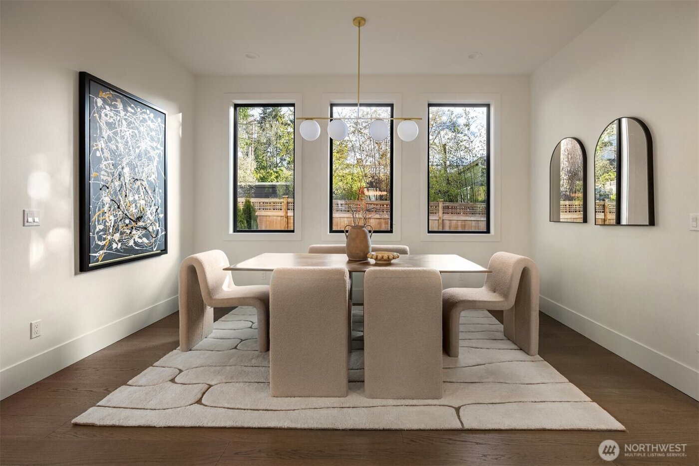 5808 Lakeview Drive , Kirkland, WA 98033