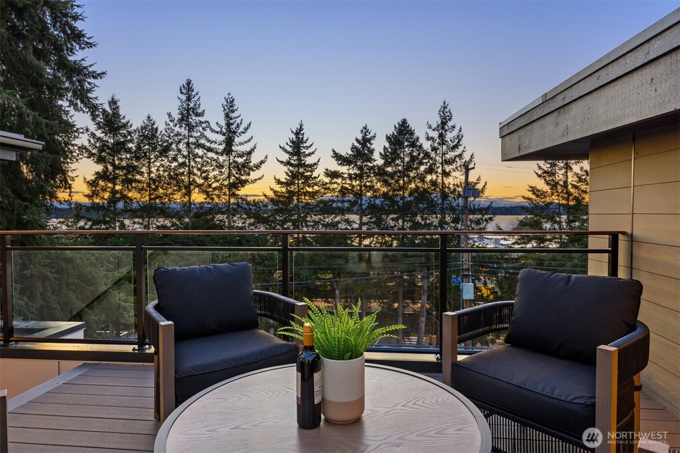 5808 Lakeview Drive , Kirkland, WA 98033