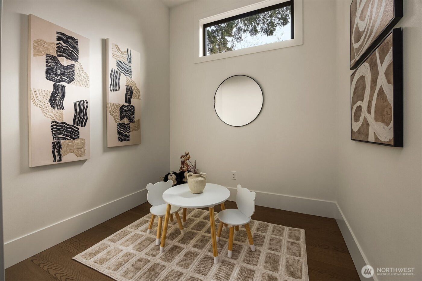 5808 Lakeview Drive , Kirkland, WA 98033